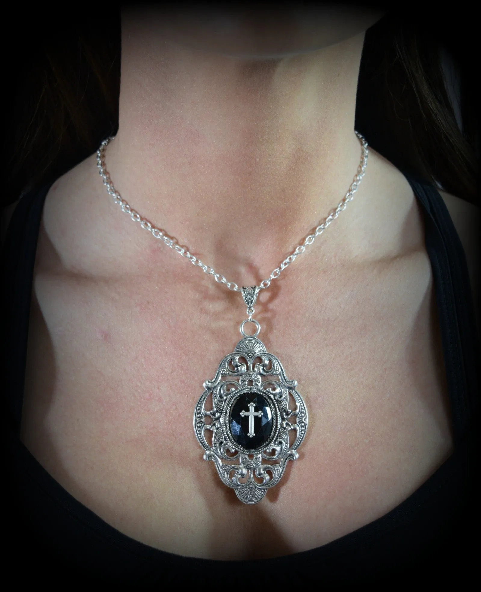 Gothic Elegance Black Faceted Stone pendant Necklace with Gift Box - Gothic Gift