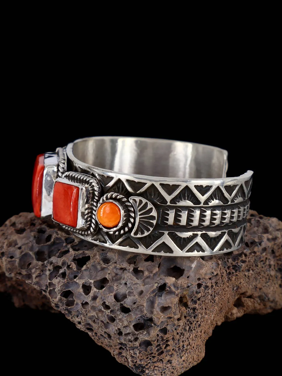 Native American Jewelry Sterling Silver Spiny Oyster Bracelet